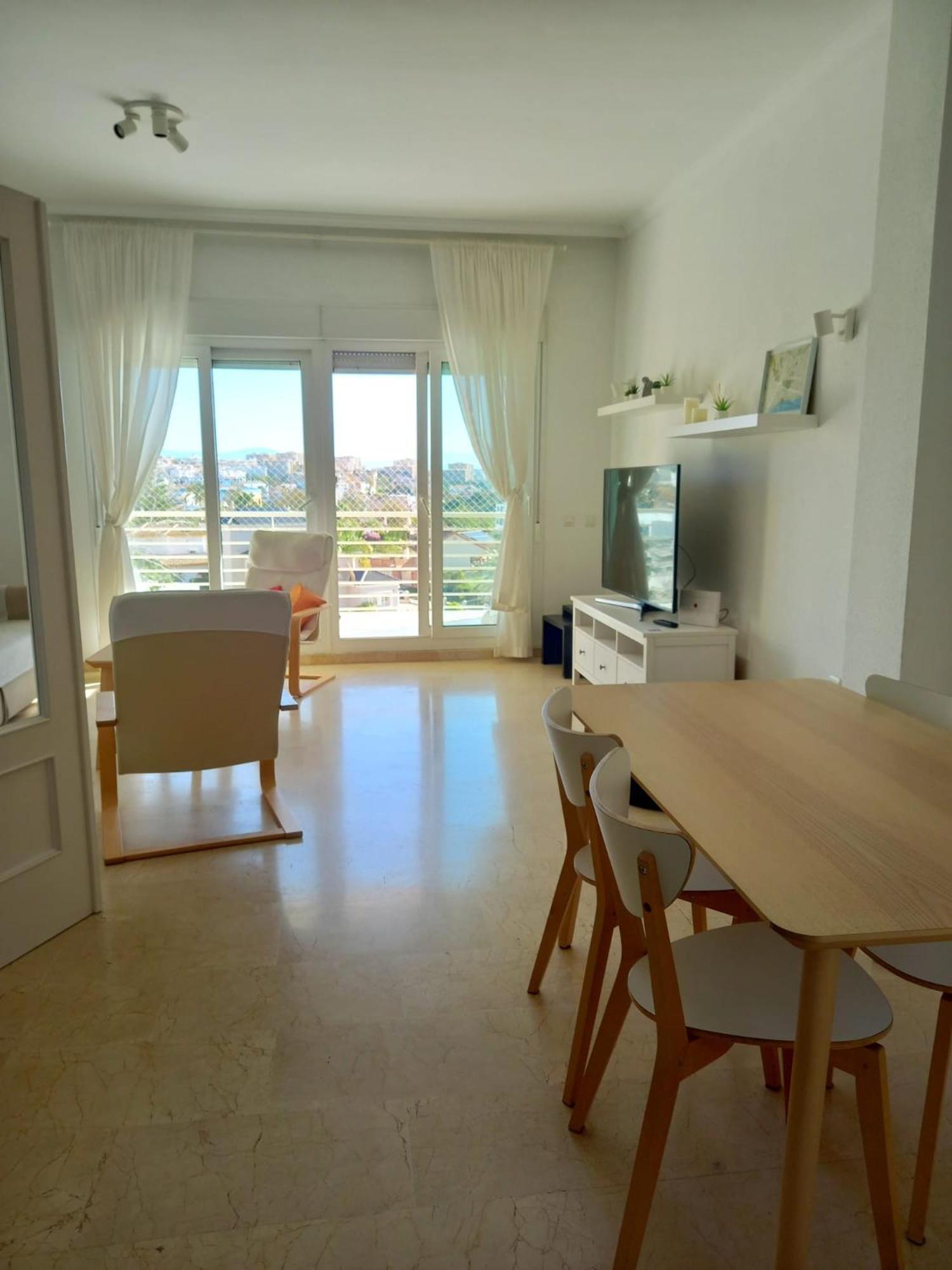 Amplio, Luminoso Y Moderno Apartamento Con Amplia Terraza Y Hermosas Vistas En Exclusiva Urbanizacion Бенальмадена Экстерьер фото