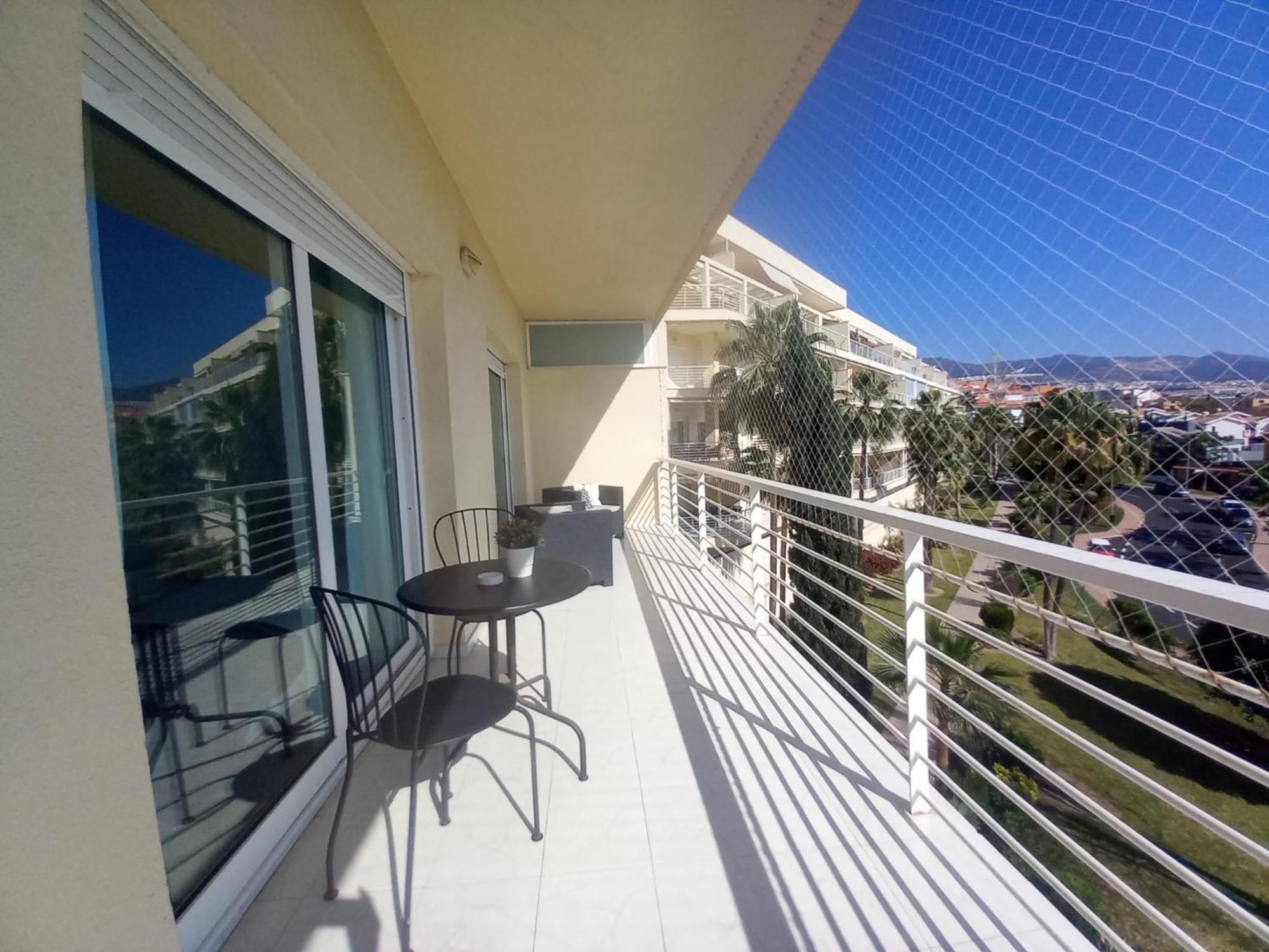 Amplio, Luminoso Y Moderno Apartamento Con Amplia Terraza Y Hermosas Vistas En Exclusiva Urbanizacion Бенальмадена Экстерьер фото