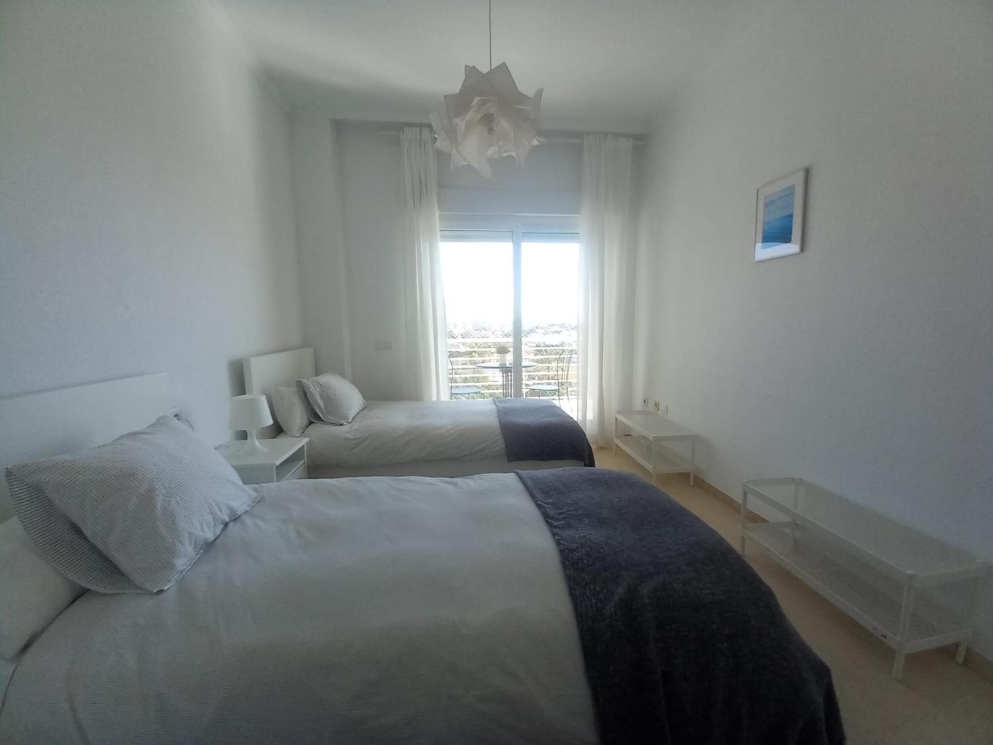 Amplio, Luminoso Y Moderno Apartamento Con Amplia Terraza Y Hermosas Vistas En Exclusiva Urbanizacion Бенальмадена Экстерьер фото