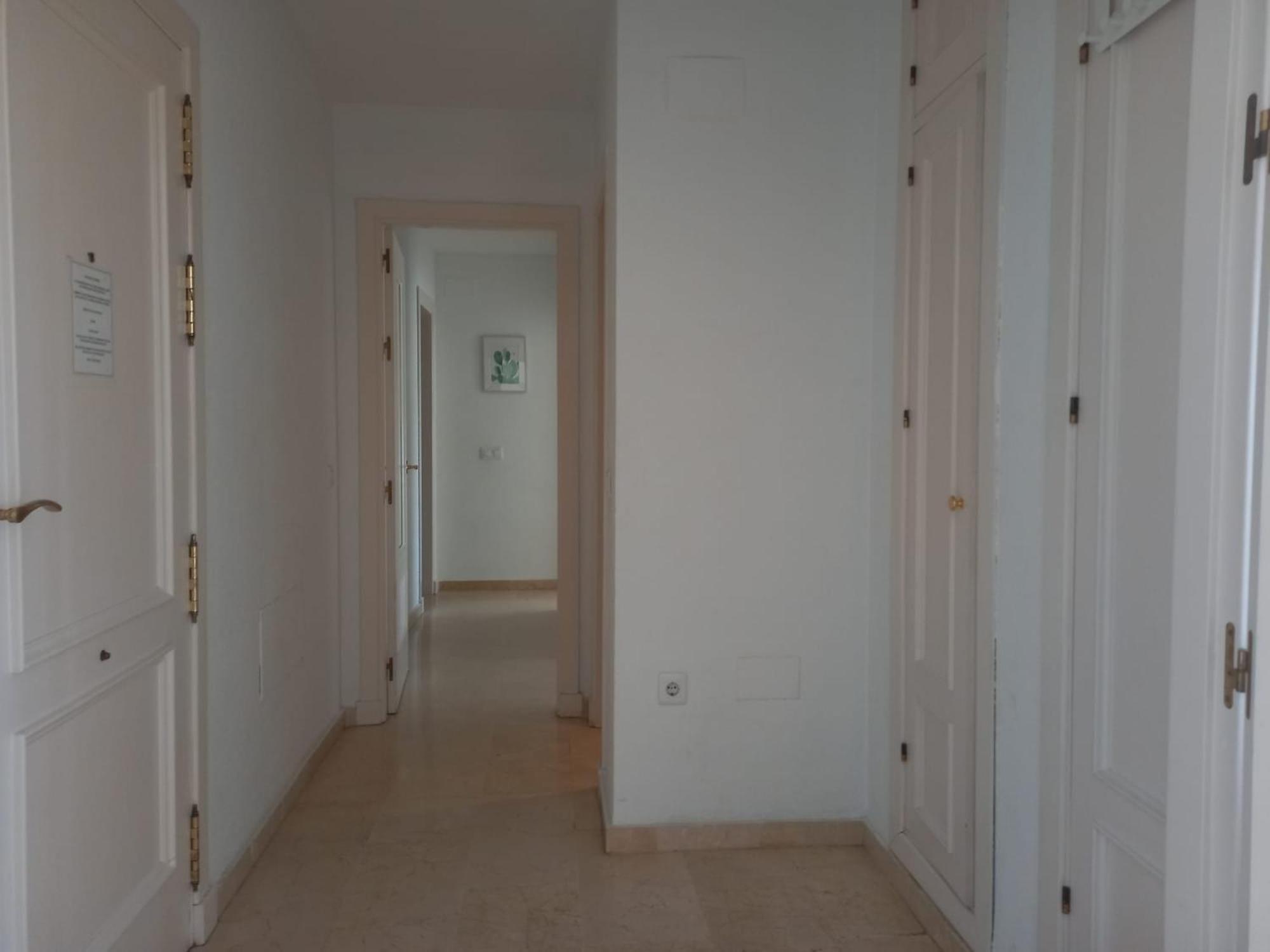 Amplio, Luminoso Y Moderno Apartamento Con Amplia Terraza Y Hermosas Vistas En Exclusiva Urbanizacion Бенальмадена Экстерьер фото
